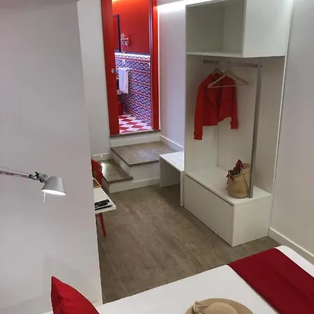 Xenia House Pensión 4*