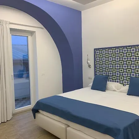 Xenia House Pensión
